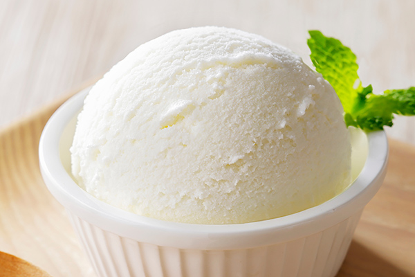 十勝もーもースイーツ 牛乳そのまんまアイス ラベルレス<80ml×24個>