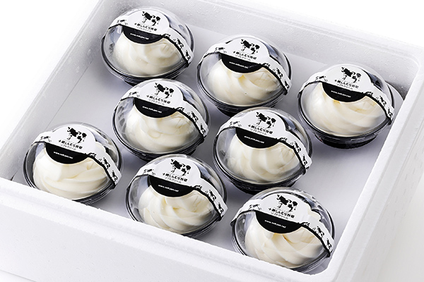 十勝しんむら牧場　放牧牛のソフトアイス＜120ml×8個＞