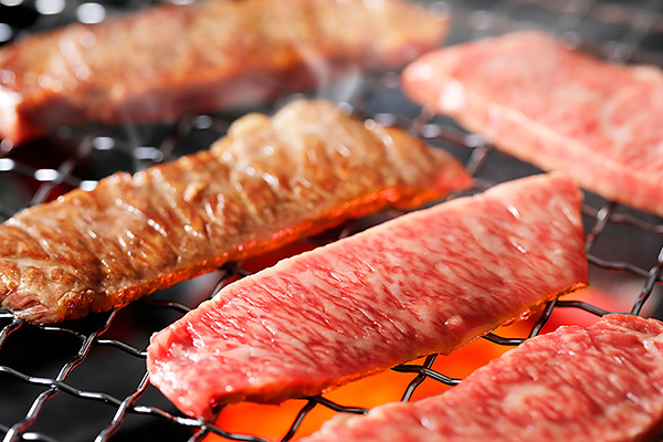 十勝ハーブ牛 特上カルビ焼肉<500g>