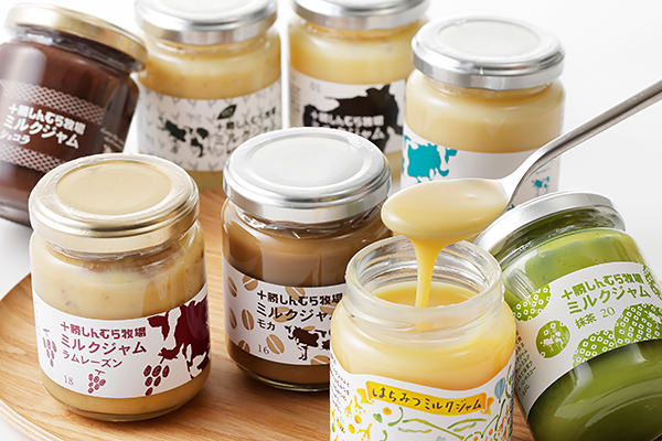 十勝しんむら牧場　放牧牛のミルクジャム8種セット＜140g×8個＞