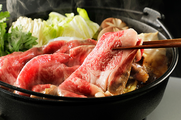 十勝ハーブ牛　リブロースすき焼き＜計900g＞