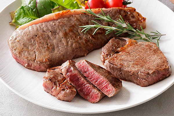 十勝ハーブ牛　サーロインとヒレのステーキセット＜計700g＞